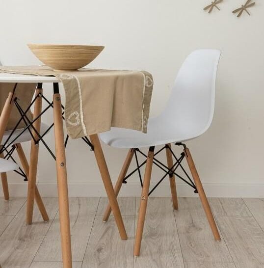 Καρέκλα Ballen pakoworld pp λευκό με μαύρα μεταλλικά πόδια 41.5x53x84.5εκ.  029-000346